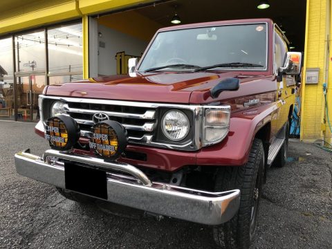 ランクル70入庫速報！　HZJ70V　排ガス規制適合済み！サイバーナビ・ARBエアロッカーなどカスタム多数！